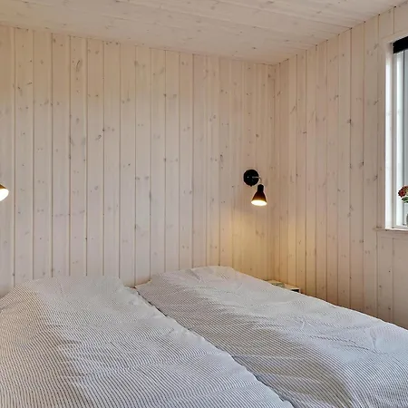 Holiday home Beautiful In With Sauna Grenaa