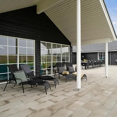 Holiday home Beautiful In With Sauna Grenaa